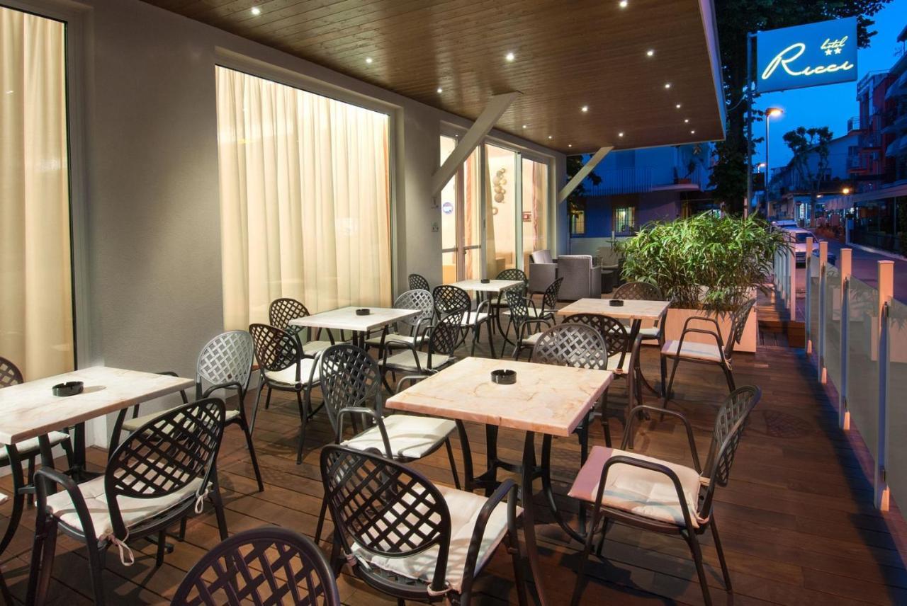 Hotel Ricci Rimini Exterior foto